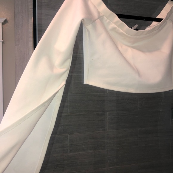 Tobi long sleeve top - Picture 2 of 3